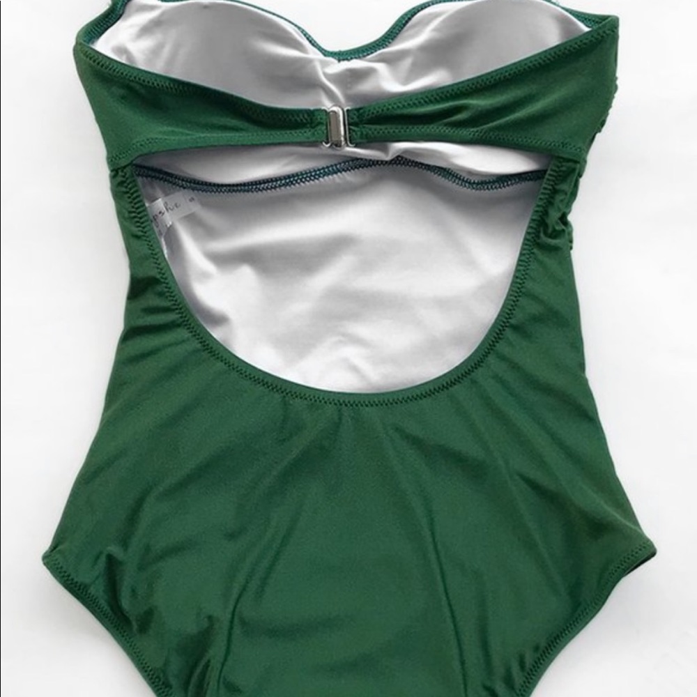 Cupshe Green One Piece Swinsuit - Picture 2 of 6